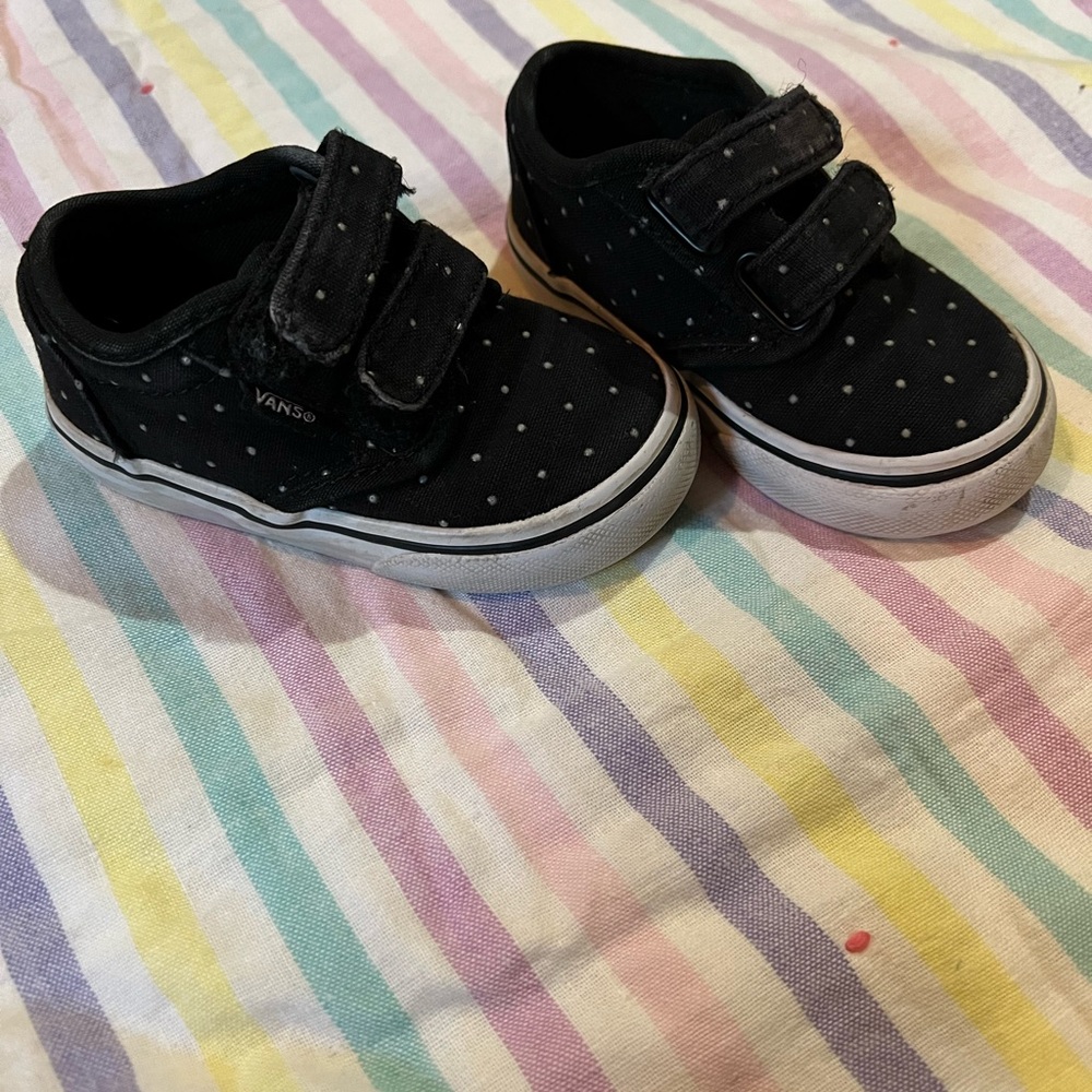 Polka dot vans